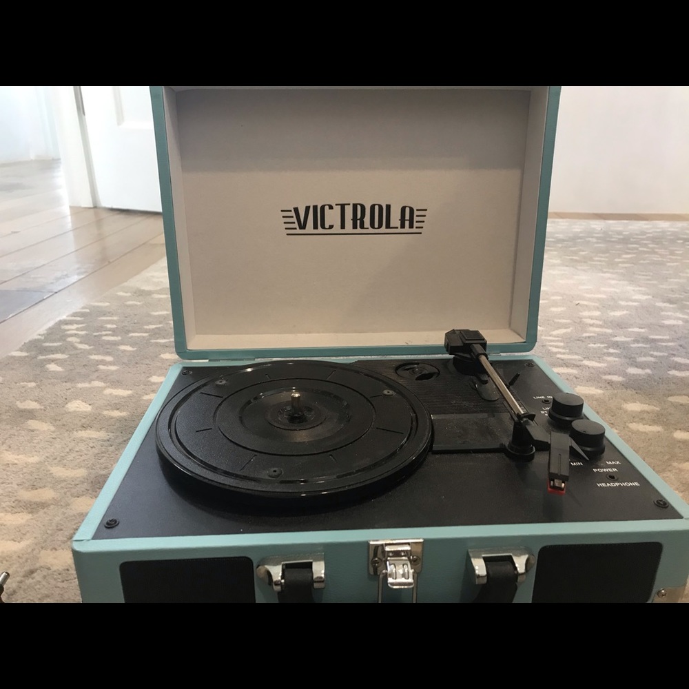 victrola record player